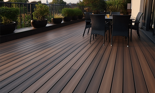 Patio chic en composite brun chocolat avec ensemble table et chaises Patio en composite brun chocolat avec table et chaises noires